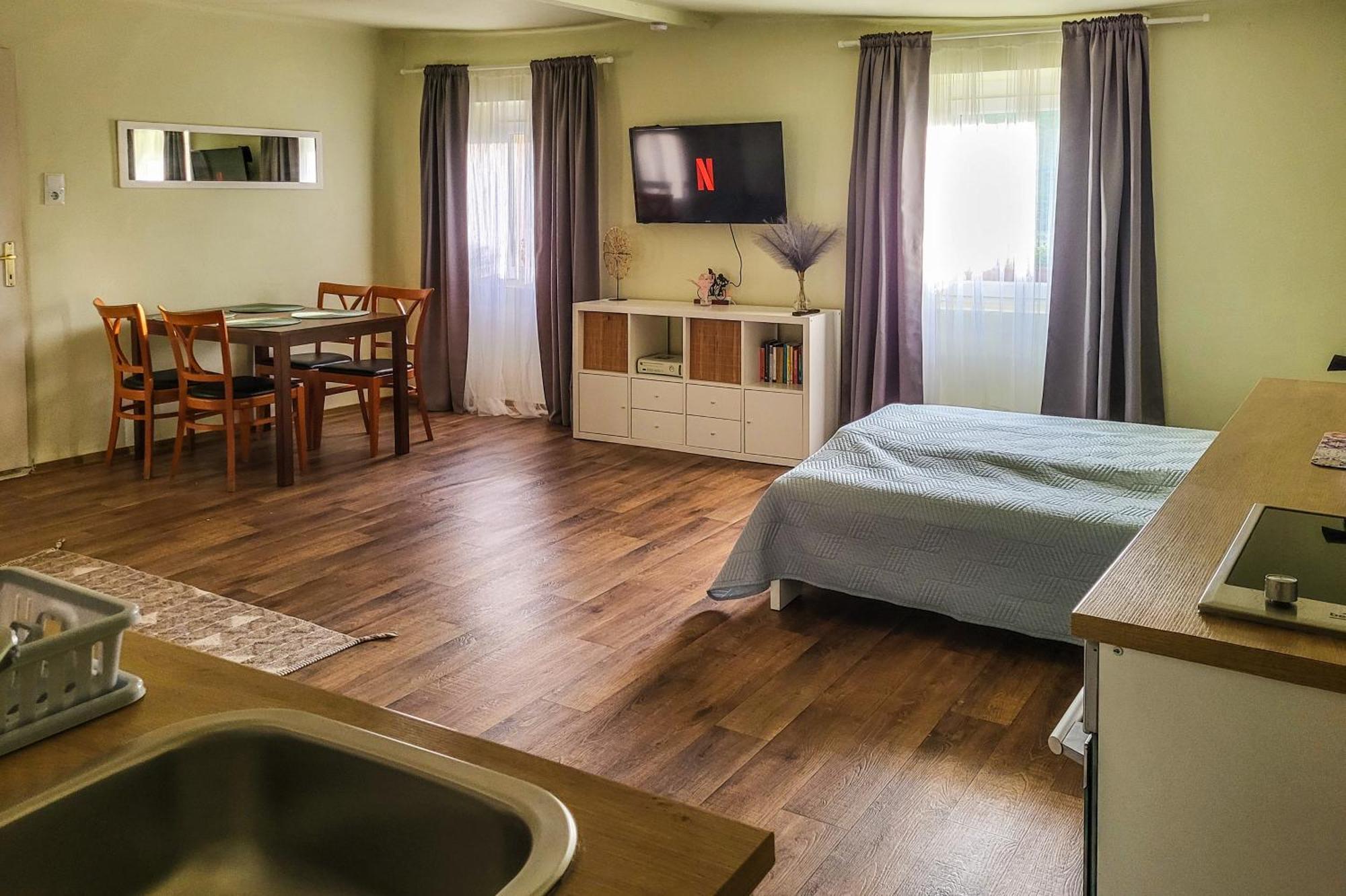 Mi Casa Vendeghaz - Apartments Eger Zewnętrze zdjęcie